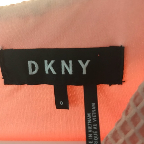 DKNY fit and flare peach dress with pockets 👗 - Picture 4 of 8